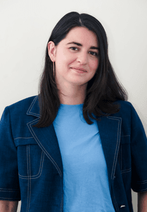 portrait-professionnel-cv-femme-lumiere-naturelle